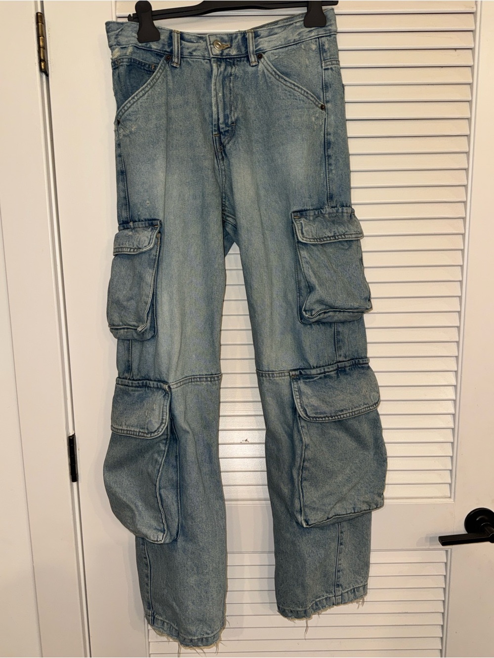 Zara Light Wash Cargo Jeans for Men - Multiple Pocket Utility Style